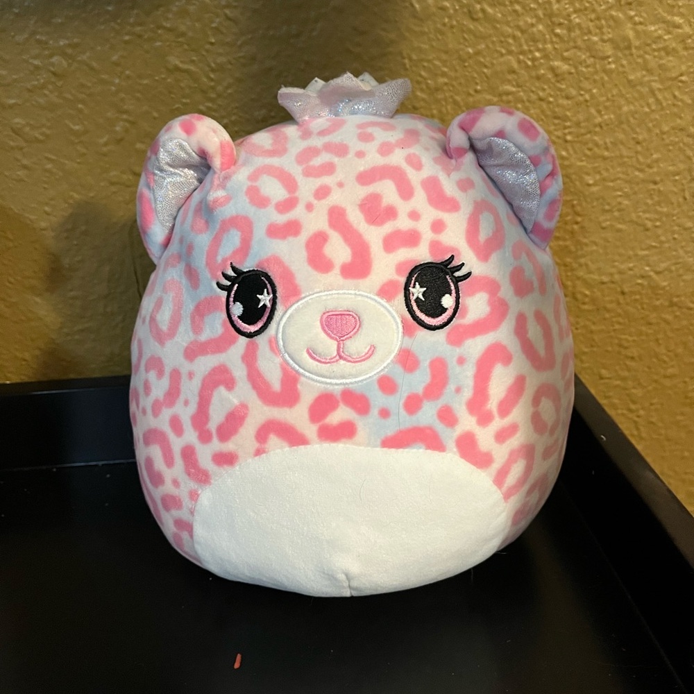 Squishmallow 8in, lightly used, no tags